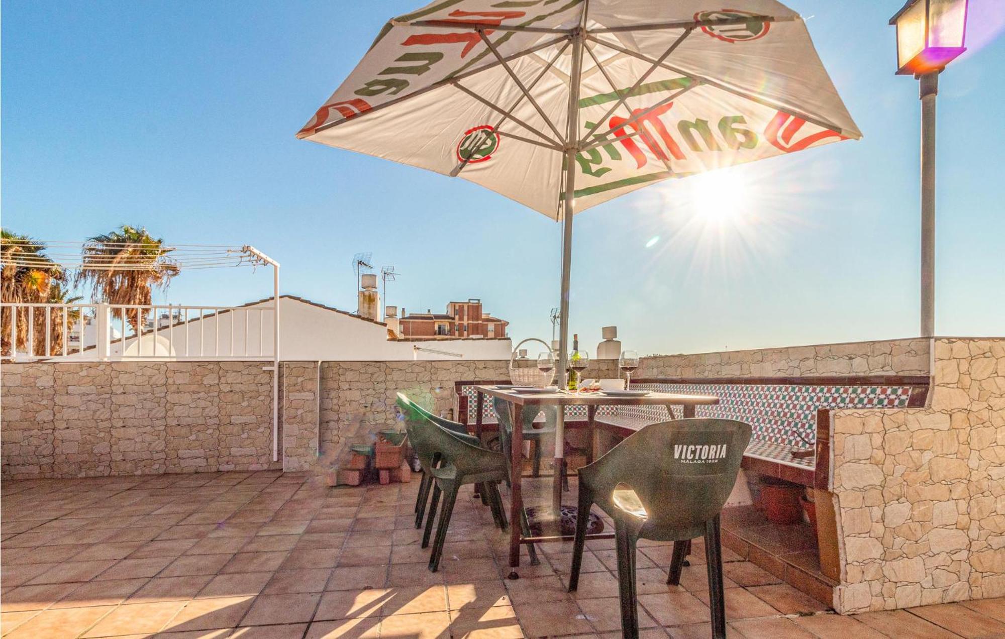 Stunning Home In Mlaga With 2 Bedrooms And Wifi Málaga Extérieur photo