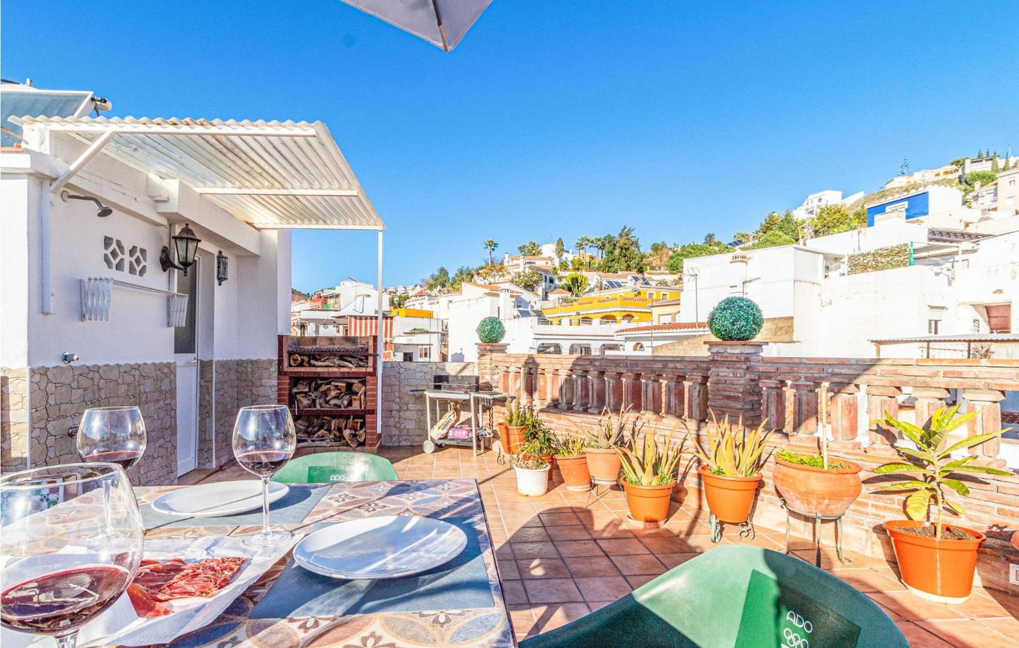 Stunning Home In Mlaga With 2 Bedrooms And Wifi Málaga Extérieur photo