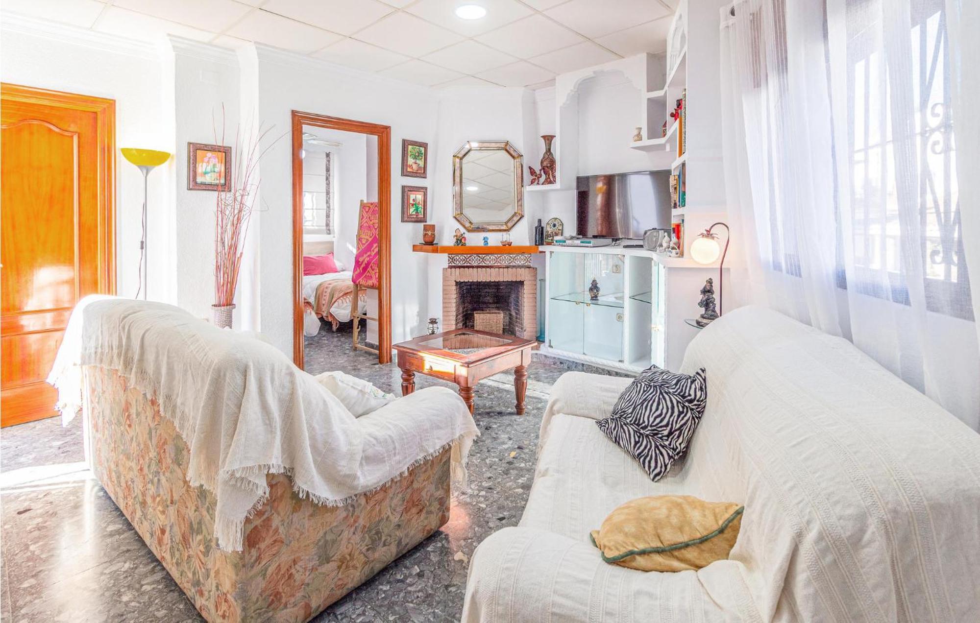 Stunning Home In Mlaga With 2 Bedrooms And Wifi Málaga Extérieur photo